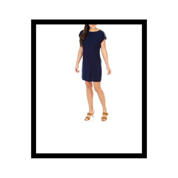 Women’s Solid Short Sleeve Dress - Picture 1 of 3